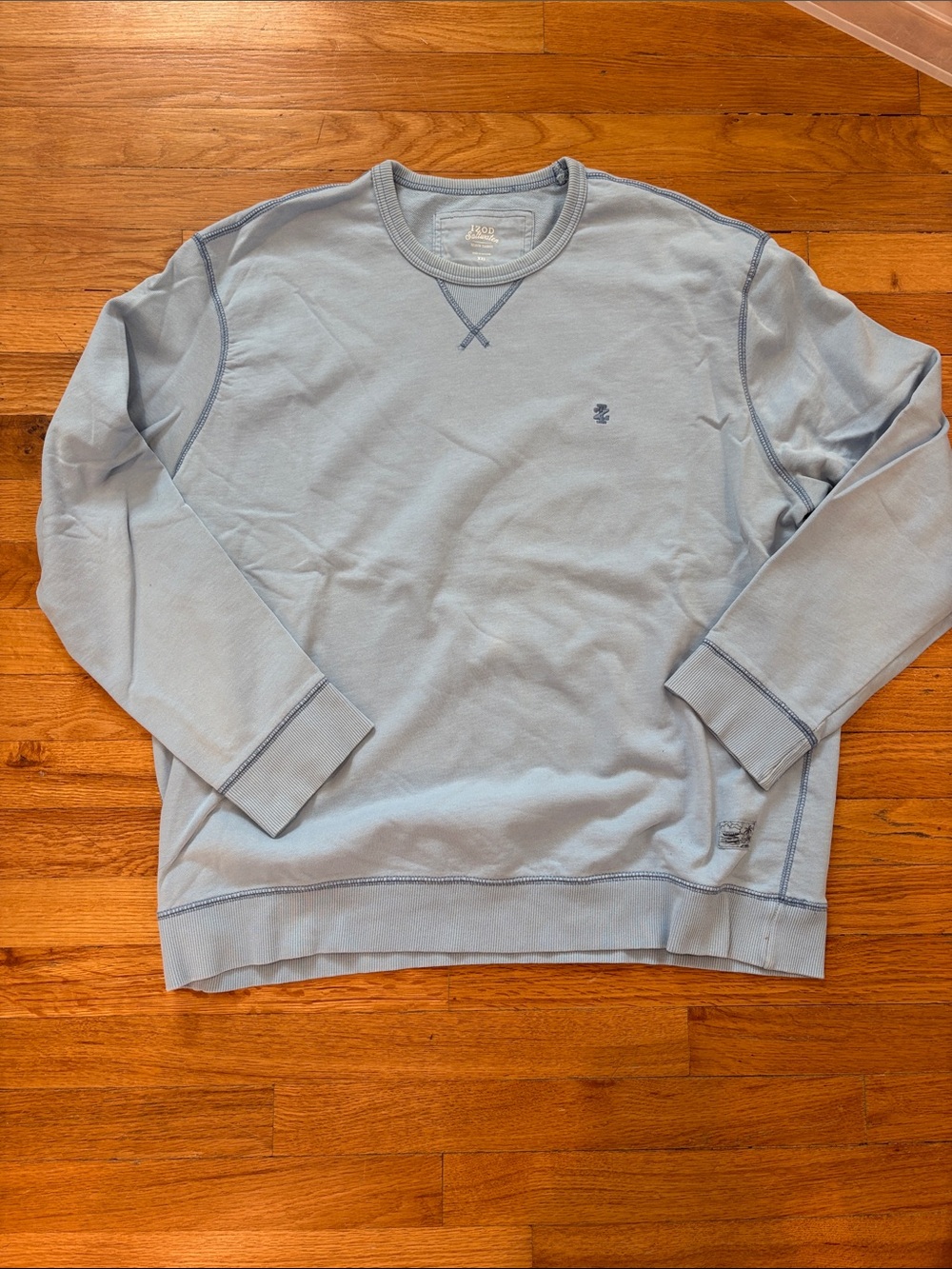 Izod Men's Pale Blue Crewneck Pullover Sweatshirt